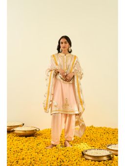 Sheetal Batra - Pink Short Kurta with Salwar and Dupatta (Set of 3)