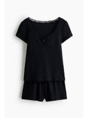 Black color option, Currently selected