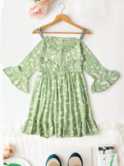 Bella Moda - Girls Fit & Flair Casual Knee Length Dress Green