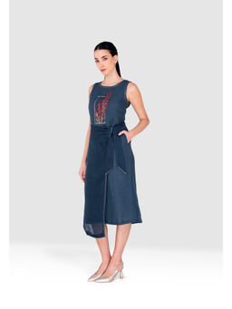 Kaveri - Nude Flute Pipes Flap Midi Dress