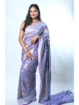 Biyahuti - Women Lavender Floral Georgette Saree with Unstitched Blouse