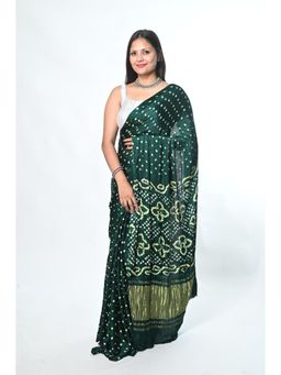 Biyahuti - Women Green Printed Modal Saree with Unstitched Blouse