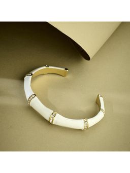 Guess - Bamboo Cuff Bracelet For Women, Stainless Steel, Anti-Tarnish, Gold-Plated (L)