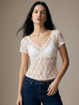Outzidr - White V Neck Lace Crop Top