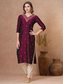 FASHOR - Ethnic Embroidered Straight Fit Kurta - Burgundy