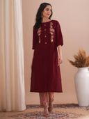 Maroon color option, Sold out, Currently selected