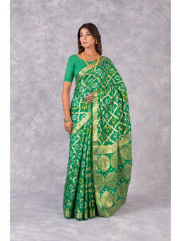 KISHORI - Womens Bandhani and Banarasi Saree and Blouse Fabric-Green