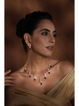 SWABHIMANN - Yahvi Ruby Red Polki Necklace and Earring Set