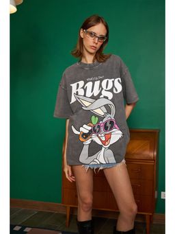 Bonkers Corner - Bugs On Call Oversized T-Shirt