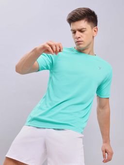 Technosport - Men Solid Slim Fit Round Neck Sports T-Shirt With Technocool