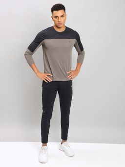 Technosport - Men Colorblock Slim Fit Round Neck Sports T-Shirt With Technocool