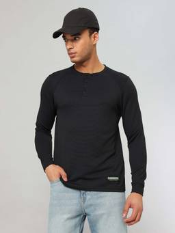 Technosport - Men Self Design Slim Fit Henley Neck Sports T-Shirt With Matpiq