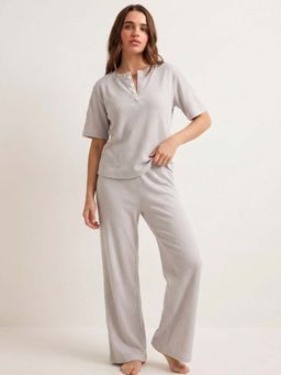 Chelvet - Womens Premium Grey Waffle Nightsuit