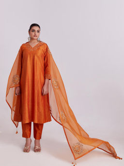 PINK CITY BY SARIKA - Orange Kurta with Pant and Dupatta (Set of 3)