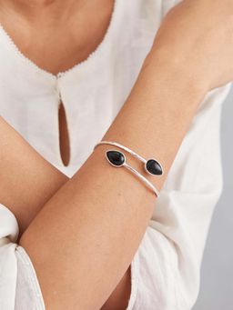 Fabindia - Women Black Stone Adjustable Bracelet