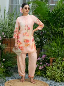 Gahan - Peach Floral Printed Kurta and Pant
