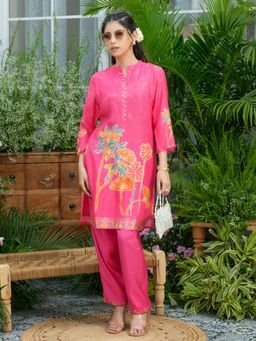 Gahan - Pink Floral Printed Kurta and Pant