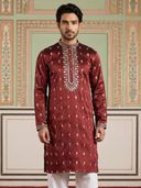 Maroon color option, Currently selected