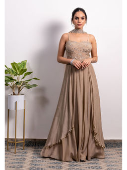 Silky Bindra - Dragonfly Embroidered Side Drapes Anarkali (Set of 2)