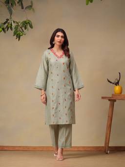Bani Women - Women Sage Green Embroidered Kurta With Pant