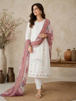 TWINS LADY - White Kurta With Pant & Dupatta