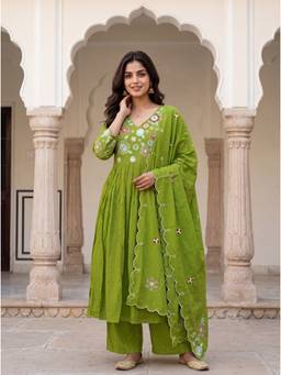 TWINS LADY - Green Anarkali Kurta With Palazzo & Dupatta