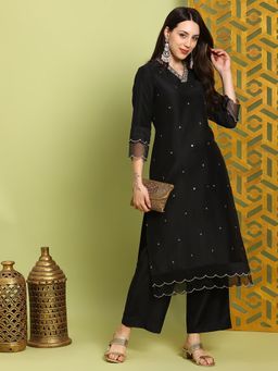 Globus - Black Sequin Embroidered V-neck Straight Kurta With Pant