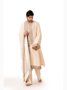 kshitij choudhary - Avenir Ivory Embroidered Kurta & Pant With Dupatta