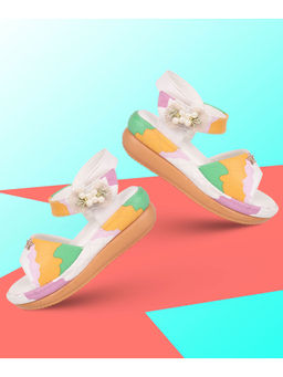 FREEPLAY - Girls Printed Bow Detailed Comfort White Sandals