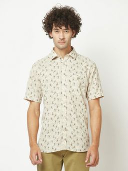 CRIMSOUNE CLUB - Men Beige Floral Shirt