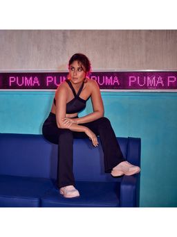 Puma - Classics Flared Womens Black Trackpant