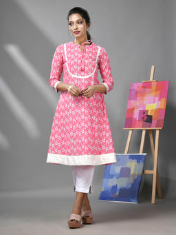 CHARUKRITI - Pink and White Cotton Floral Printed Kurta with Pant (Set of 2)