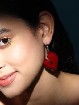 Sohi - Women's The Fluid-Coeur Hoop Earrings - Carmine Marron