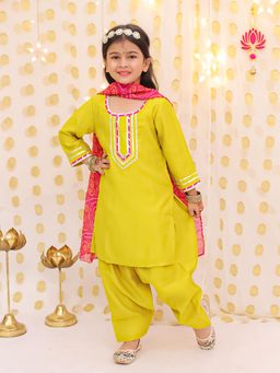 BownBee - Yellow Silk Blend Regular Kurti With Salwaar & Dupatta