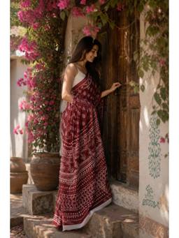 Sutra Attire - Maroon Hand Block Printed Pure Cotton Saree with Unstitched Blouse