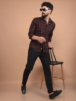 CRIMSOUNE CLUB - Men Black Self Design Trouser