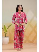 Pink color option, Sold out, Currently selected