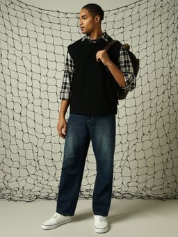 Hubberholme - Men Regular Knitted Relaxed Fit Acrylic Round Neck Sleeveless Sweaters