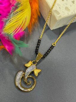 Digital Dress Room - Mangalsutra Gold & AD Ganesha Pendant
