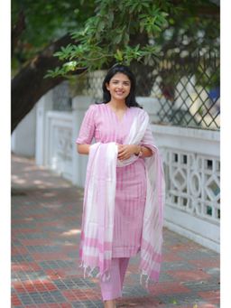 Gahan - Womens Viscose Rayon Straight Striped Kurta with Pant & Dupatta