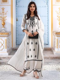 Gahan - Womens Viscose Rayon Straight Embroidered Kurta with Pant & Dupatta