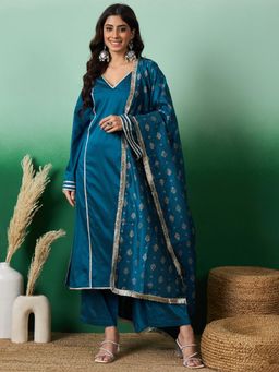 Gahan - Blue Solid Laces Kurta with Pant and Foil Dupatta