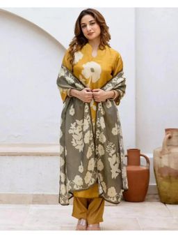 Gahan - Womens Viscose Rayon Straight Printed Kurta with Pant & Dupatta