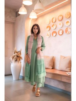 Gahan - Womens Viscose Rayon Straight Solid Kurta with Pant & Dupatta