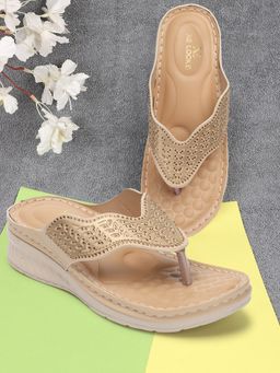 XE Looks - Elegant And Chic Orthopedic Doctor Slippers