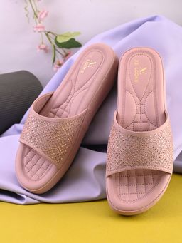 XE Looks - Classic Fancy Wedge Slippers