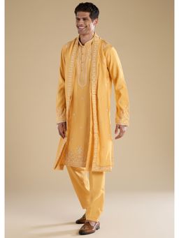 KALKI FASHION - Men Yellow Silk Blend Mandarin Neck Kurta with Dupatta and Pant