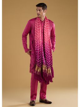 KALKI FASHION - Men Magenta Silk Blend Mandarin Neck Kurta with Dupatta and Pant