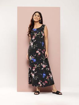 Qurvii - Black Floral A-Line Dress