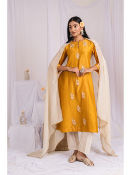 Mushio - Mustard Chanderi A-Line Kurta With Floral Embroidery Kurta Set(Set Of3)